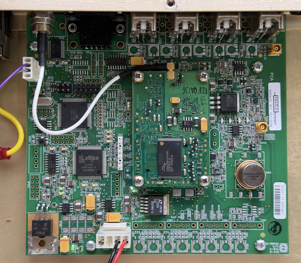 Unique Broadband Systems GPR1100 GPS Disciplined 10MHz Oscillator UBS *PARTS* [For Parts]-www.prostudioconnection.com